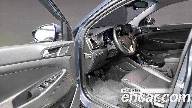 Hyundai Tucson Diesel 2.0 2WD Modern 2020 — фото 10