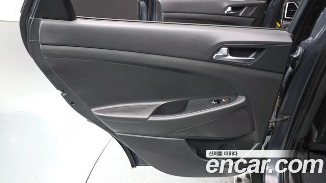 Hyundai Tucson Diesel 2.0 2WD Modern 2020 — фото 25