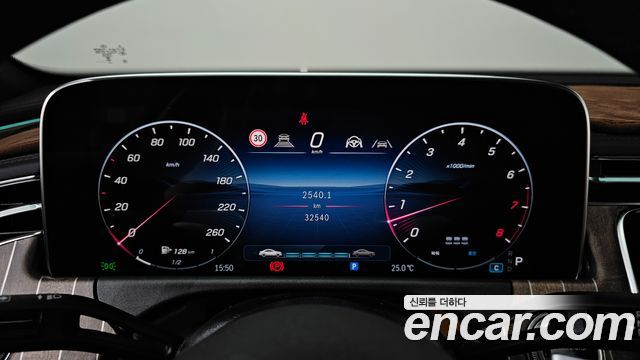 Mercedes-Benz E-Class (W214) E300 4MATIC Exclusive 2025 — фото 8