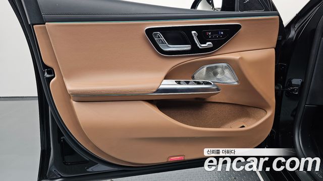 Mercedes-Benz E-Class (W214) E300 4MATIC Exclusive 2025 — фото 24
