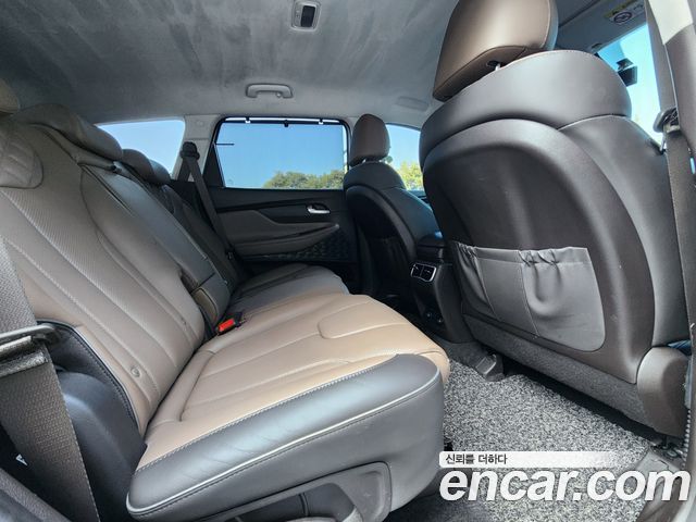 Hyundai Santa Fe Gasoline 2.5T 2WD Prestige 2021 — фото 17