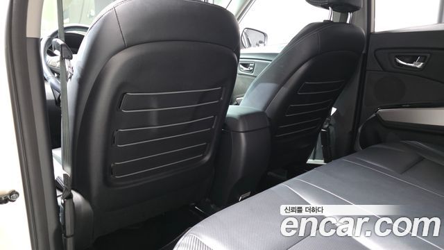 KG Mobility (SsangYong) Tivoli Diesel VX 2WD 2016 — фото 13