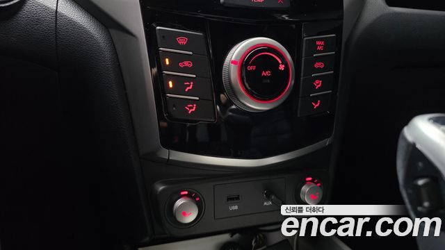 KG Mobility (SsangYong) Tivoli Diesel VX 2WD 2016 — фото 17