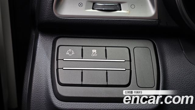 KG Mobility (SsangYong) Tivoli Diesel VX 2WD 2016 — фото 20