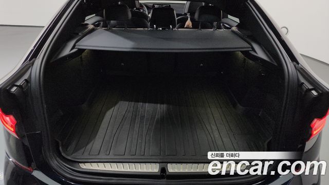 BMW 6 Series GT (G32) 620d xDrive M Sport 2020 — фото 19