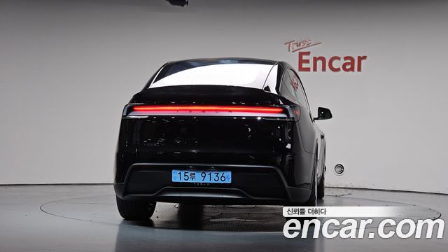 Tesla Model Y L Long Range AWD 2026 — фото 4
