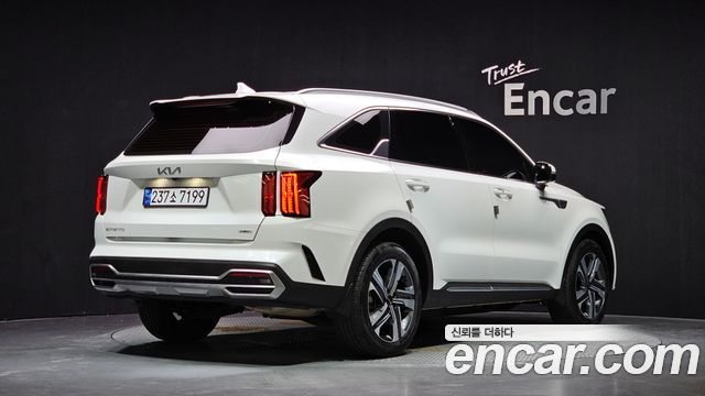 Kia Sorento (IV) HEV 1.6 2WD Prestige 2023 — фото 2