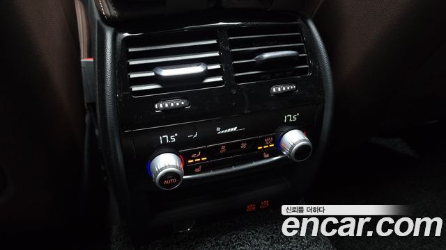 BMW 5 Series (G30) 530i xDrive M Sport Package Plus 2020 — фото 15