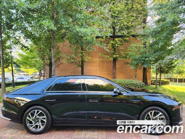 Hyundai Grandeur (GN7) 2,5 Gasoline 2WD Exclusive 2023 — фото 2