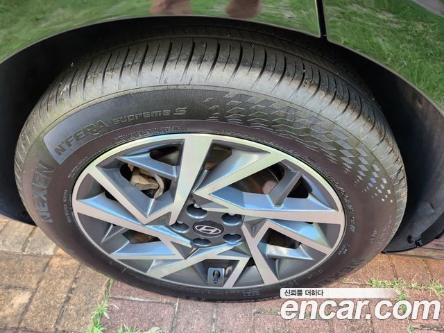 Hyundai Grandeur (GN7) 2,5 Gasoline 2WD Exclusive 2023 — фото 6