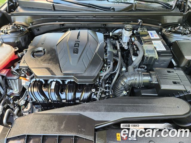Hyundai Grandeur (GN7) 2,5 Gasoline 2WD Exclusive 2023 — фото 7
