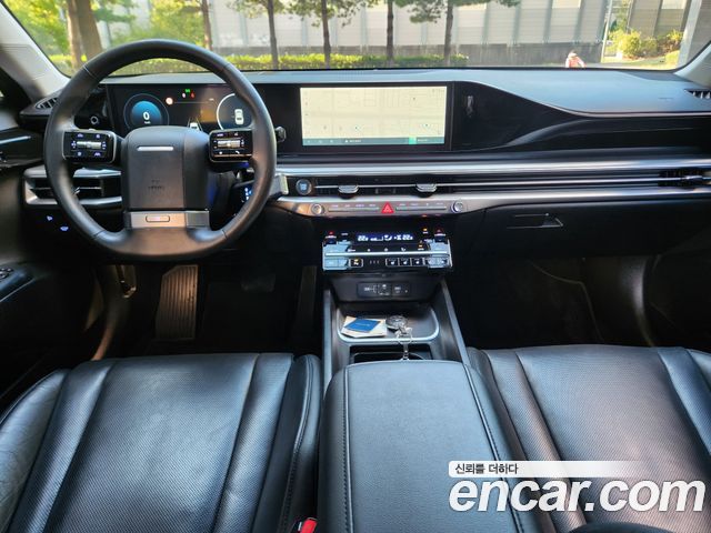 Hyundai Grandeur (GN7) 2,5 Gasoline 2WD Exclusive 2023 — фото 22