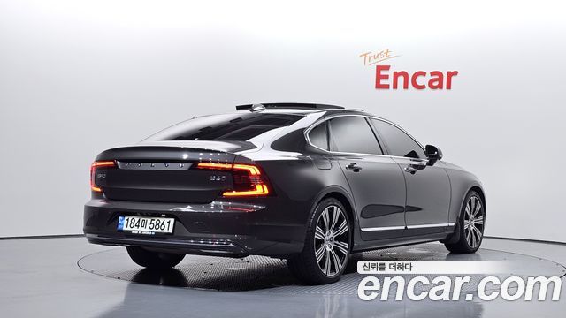 Volvo S90 B6 AWD Inscription 2021 — фото 2