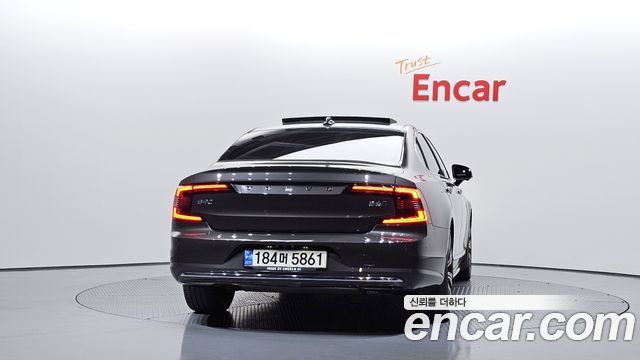 Volvo S90 B6 AWD Inscription 2021 — фото 4