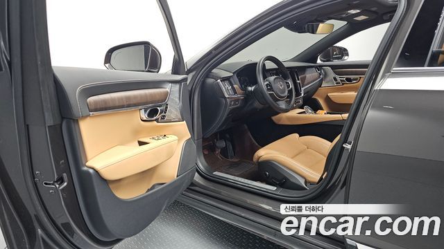 Volvo S90 B6 AWD Inscription 2021 — фото 10