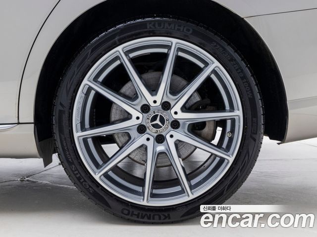 Mercedes-Benz E-Class (W213) E300e 4MATIC Exclusive 2022 — фото 5