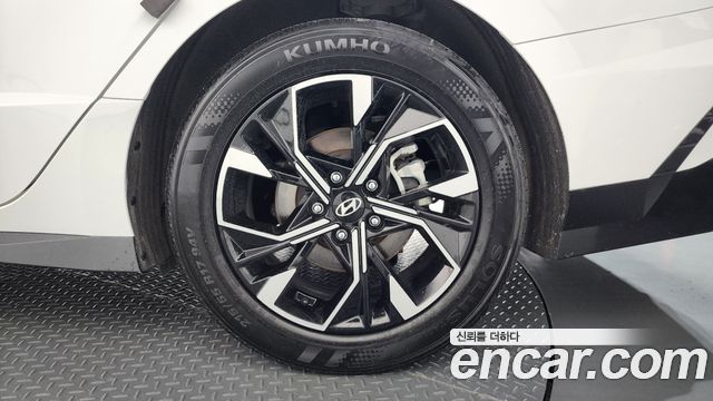 Hyundai Sonata The Edge (DN8) 2.0 Premium 2024 — фото 27
