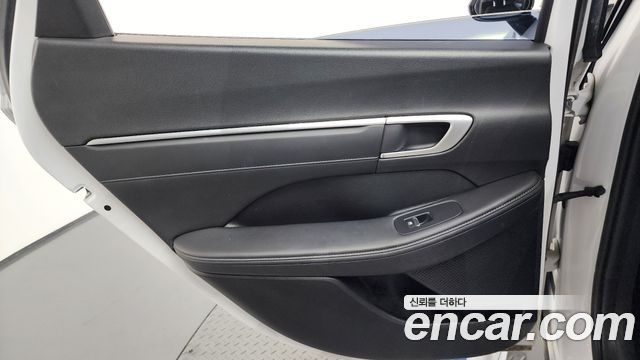 Hyundai Sonata The Edge (DN8) 2.0 Premium 2024 — фото 31