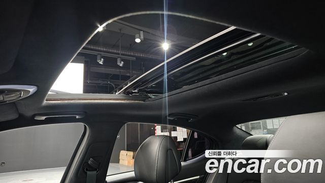 Genesis G70 3.3T Sport AWD Prestige 2019 — фото 23
