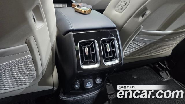 Kia Sorento (IV) HEV 1.6 2WD Signature 2023 — фото 34