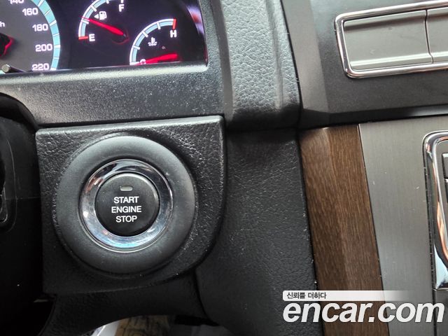 KG Mobility (SsangYong) Rexton W 2.0 4WD RX7 Luxury 2013 — фото 17