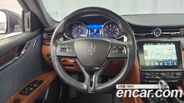 Maserati Quattroporte 3.0 V6 Granlusso 2018 — фото 12