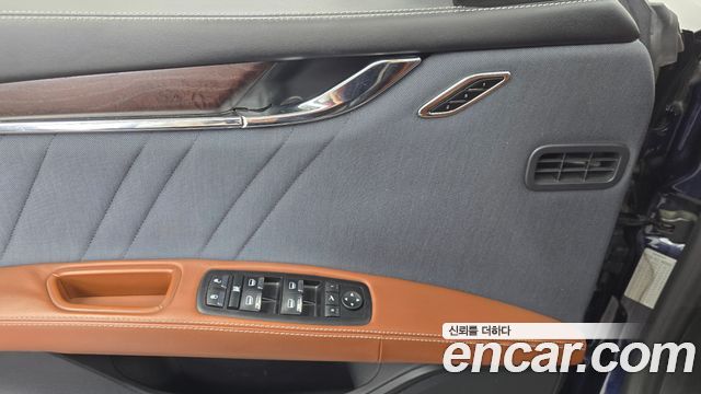 Maserati Quattroporte 3.0 V6 Granlusso 2018 — фото 29