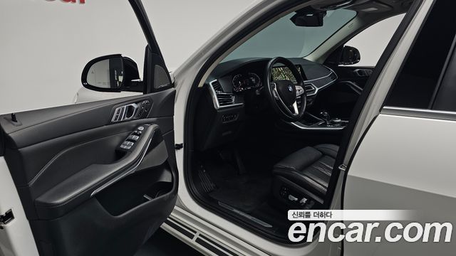 BMW X7 (G07) xDrive 40i Design Pure Excellence 7-Seater 2021 — фото 10