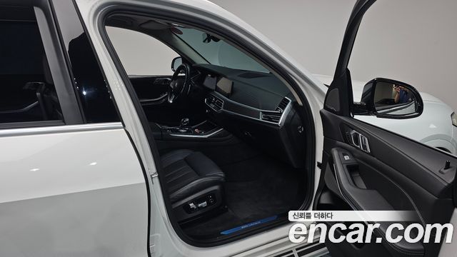 BMW X7 (G07) xDrive 40i Design Pure Excellence 7-Seater 2021 — фото 11