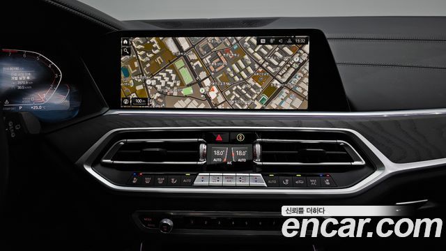 BMW X7 (G07) xDrive 40i Design Pure Excellence 7-Seater 2021 — фото 14