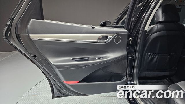 Hyundai Grandeur (IG) 2.5 Le Blanc 2023 — фото 25