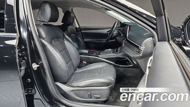 Hyundai Grandeur (IG) 2.5 Le Blanc 2023 — фото 26