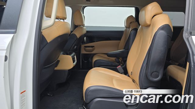Kia Carnival (IV) Diesel 9-Seater Prestige 2023 — фото 15