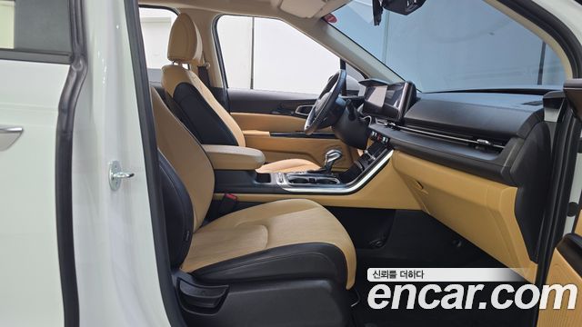 Kia Carnival (IV) Diesel 9-Seater Prestige 2023 — фото 32