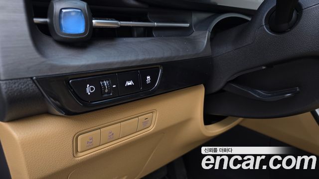 Kia Carnival (IV) Diesel 9-Seater Prestige 2023 — фото 33