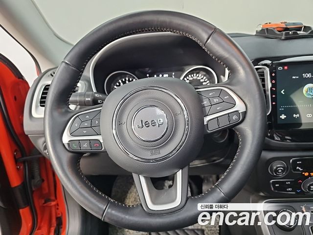 Jeep Compass (II) 2.4 Longitude AWD 2019 — фото 8
