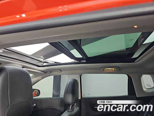 Jeep Compass (II) 2.4 Longitude AWD 2019 — фото 16