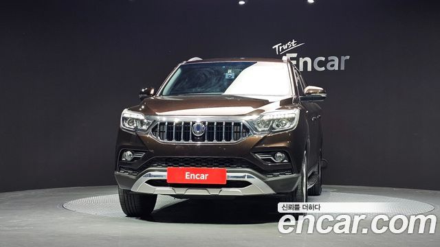 KG Mobility (SsangYong) Rexton Sports Khan Diesel 2.2 4WD Professional X (5-Link) 2019 — фото 3