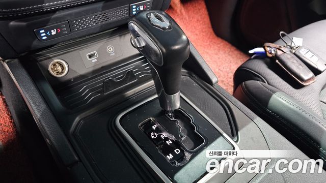 KG Mobility (SsangYong) Rexton Sports Khan Diesel 2.2 4WD Professional X (5-Link) 2019 — фото 9