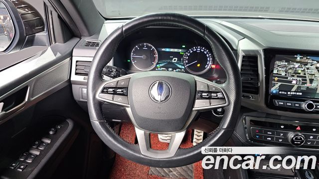 KG Mobility (SsangYong) Rexton Sports Khan Diesel 2.2 4WD Professional X (5-Link) 2019 — фото 12