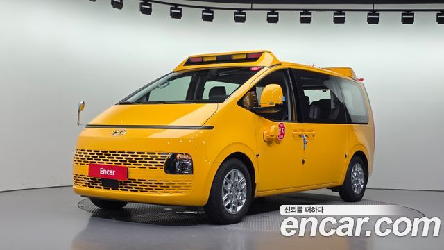 Hyundai Staria L3.5  Kinder Safety Car 11-Seater 2023 — фото 1