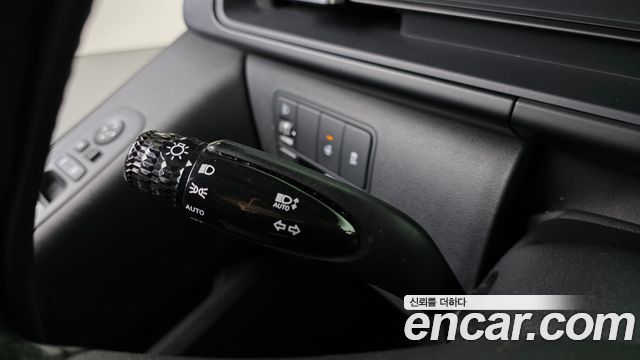Hyundai Staria L3.5  Kinder Safety Car 11-Seater 2023 — фото 13