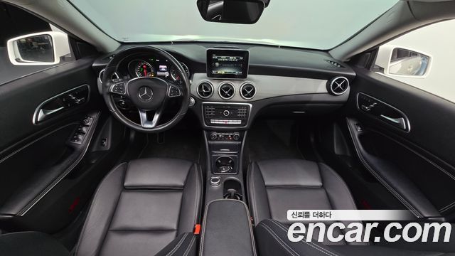 Mercedes-Benz CLA-Class (C117) CLA250 4MATIC 2018 — фото 7