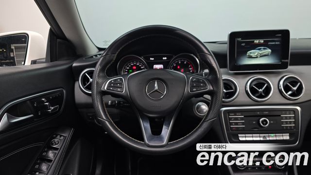 Mercedes-Benz CLA-Class (C117) CLA250 4MATIC 2018 — фото 12