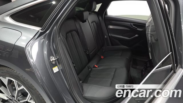 Audi A6 (C9) 40 TDI Quattro S Line 2026 — фото 16