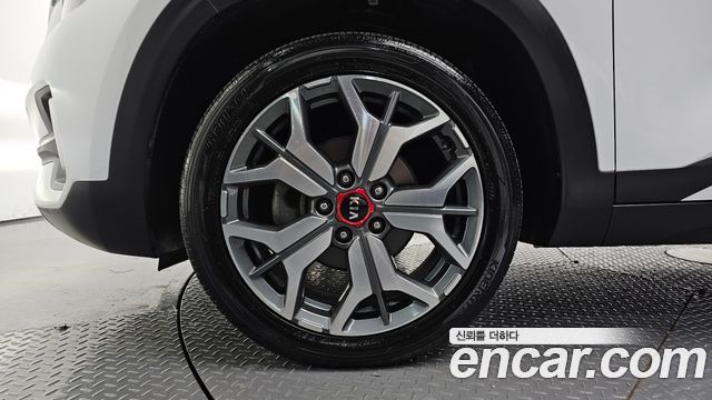 Kia Seltos Diesel 1.6 2WD Prestige 2020 — фото 5