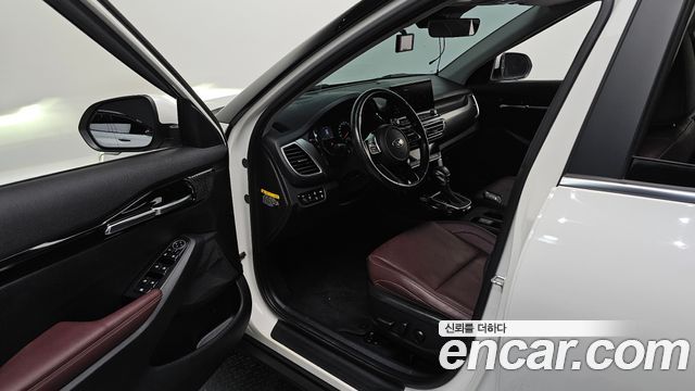 Kia Seltos Diesel 1.6 2WD Prestige 2020 — фото 10