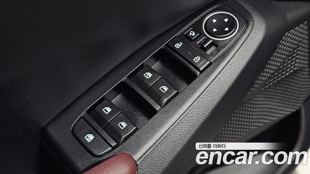 Kia Seltos Diesel 1.6 2WD Prestige 2020 — фото 20