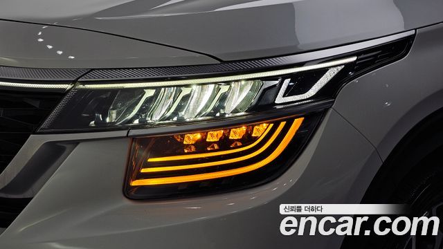 Kia Seltos Diesel 1.6 2WD Prestige 2020 — фото 22