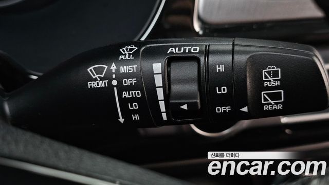 Kia Seltos Diesel 1.6 2WD Prestige 2020 — фото 31